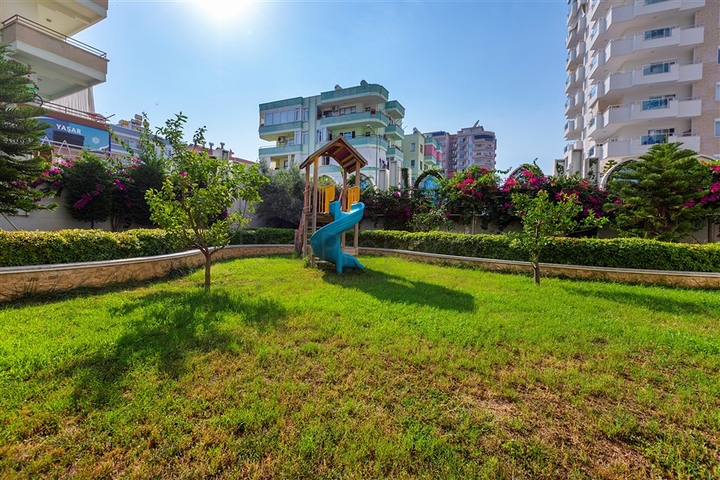 شقة اطلالة بحر في محمودلار - تصميم 2 غرفة وصالة -مجمع انيق - محمودلار / الانيا 