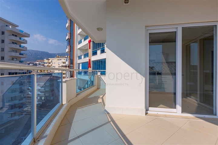 شقة اطلالة بحر في محمودلار - تصميم 2 غرفة وصالة -مجمع انيق - محمودلار / الانيا 