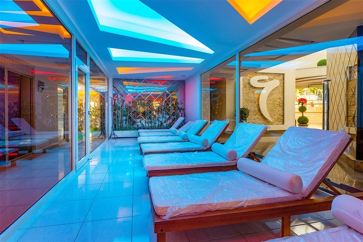 شقة اطلالة بحر في محمودلار - تصميم 2 غرفة وصالة -مجمع انيق - محمودلار / الانيا 