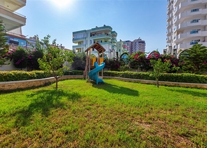 شقة اطلالة بحر في محمودلار - تصميم 2 غرفة وصالة -مجمع انيق - محمودلار / الانيا 