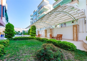 شقة اطلالة بحر في محمودلار - تصميم 2 غرفة وصالة -مجمع انيق - محمودلار / الانيا 