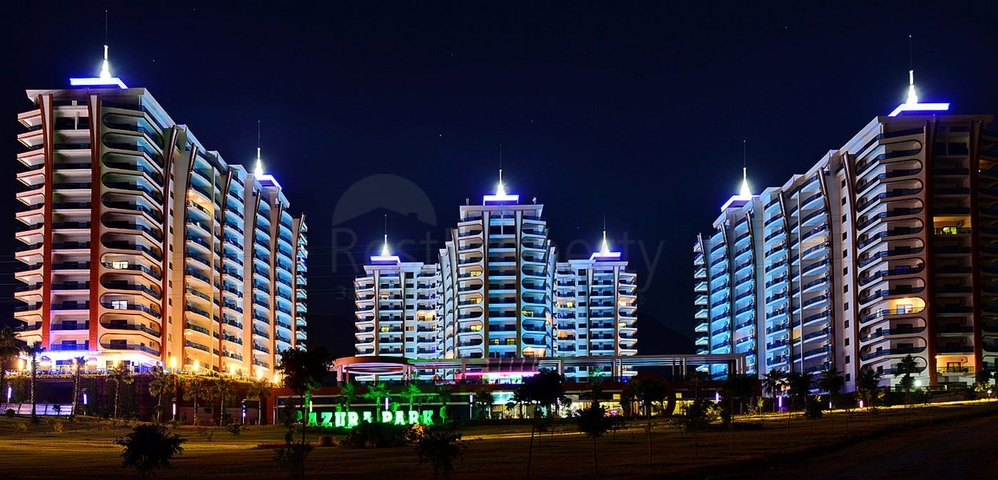 شقة للبيع في مجمع ازورا بارك - غرفتين وصالة -مفروشة -في محمودلار / الانيا 