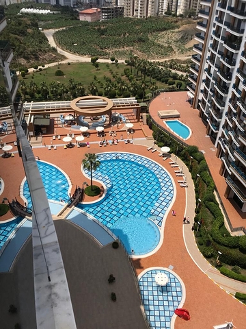 شقة للبيع في مجمع ازورا بارك - غرفتين وصالة -مفروشة -في محمودلار / الانيا 