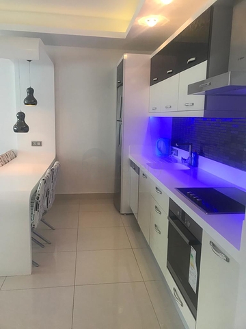 شقة للبيع في مجمع ازورا بارك - غرفتين وصالة -مفروشة -في محمودلار / الانيا 