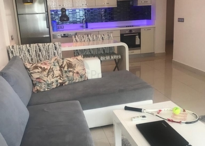 شقة للبيع في مجمع ازورا بارك - غرفتين وصالة -مفروشة -في محمودلار / الانيا 