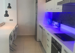 شقة للبيع في مجمع ازورا بارك - غرفتين وصالة -مفروشة -في محمودلار / الانيا 