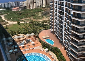 شقة للبيع في مجمع ازورا بارك - غرفتين وصالة -مفروشة -في محمودلار / الانيا 