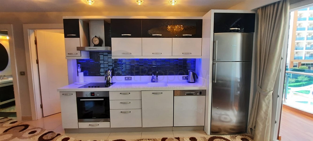 شقة للبيع في ازورا بارك - غرفة وصالة -مفروشة -مجمع 5 نجوم - في محمودلار / الانيا 