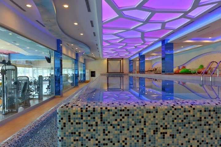 شقة للبيع في ازورا بارك - غرفة وصالة -مفروشة -مجمع 5 نجوم - في محمودلار / الانيا 