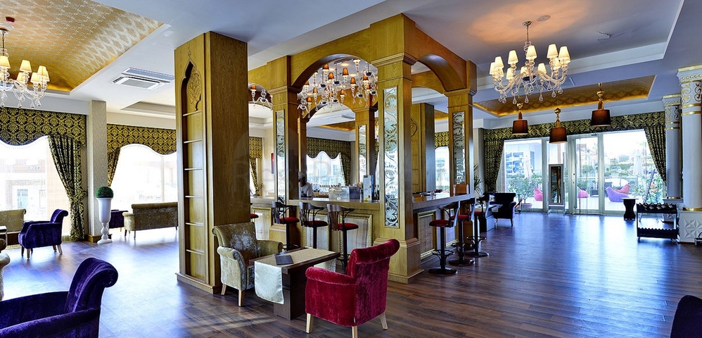 شقة للبيع في ازورا بارك - غرفة وصالة -مفروشة -مجمع 5 نجوم - في محمودلار / الانيا 