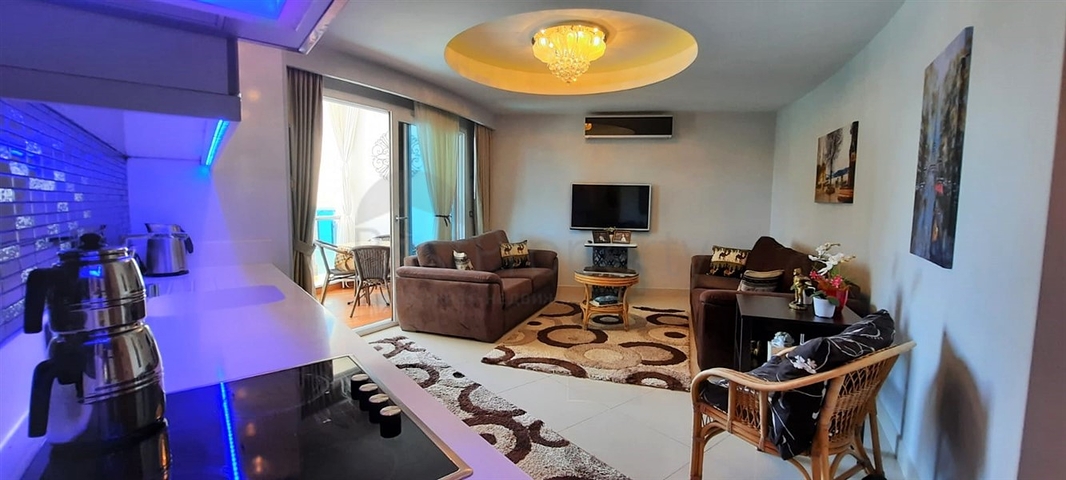 شقة للبيع في ازورا بارك - غرفة وصالة -مفروشة -مجمع 5 نجوم - في محمودلار / الانيا 