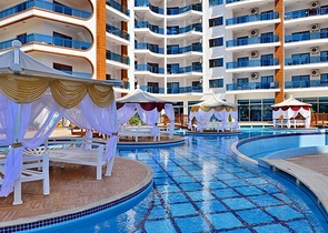 شقة للبيع في ازورا بارك - غرفة وصالة -مفروشة -مجمع 5 نجوم - في محمودلار / الانيا 