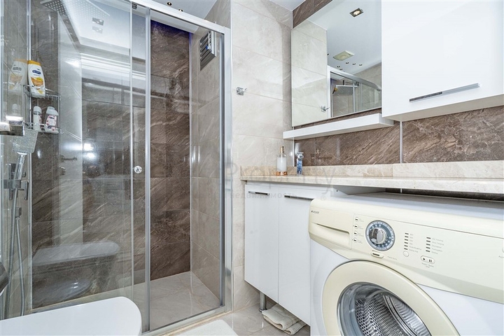 شقق في مركز الانيا - تصميم غرفة وصالة -مؤثثة - قريبة من البحر -في الانيا 