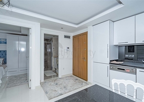 شقق في مركز الانيا - تصميم غرفة وصالة -مؤثثة - قريبة من البحر -في الانيا 