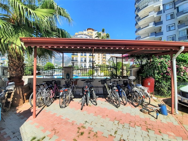 شقة غرفة وصالة في محمودلار - مفروشة وضمن مجمع انيق - محمودلار / الانيا 