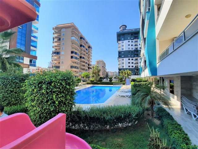 شقة غرفة وصالة في محمودلار - مفروشة وضمن مجمع انيق - محمودلار / الانيا 