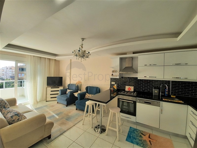 شقة غرفة وصالة في محمودلار - مفروشة وضمن مجمع انيق - محمودلار / الانيا 