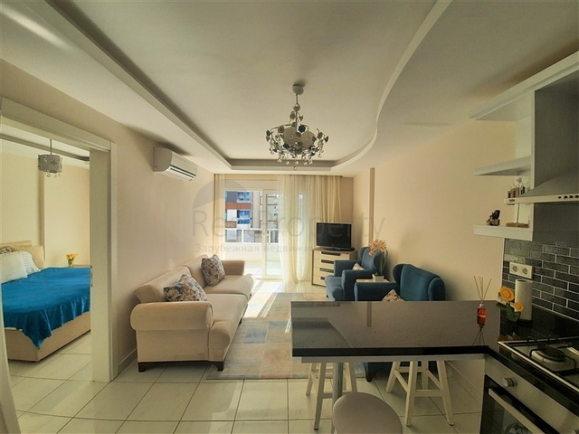 شقة غرفة وصالة في محمودلار - مفروشة وضمن مجمع انيق - محمودلار / الانيا 