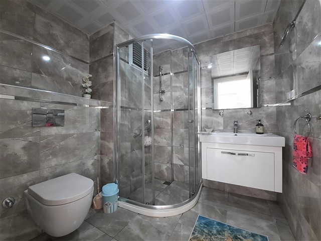 شقة غرفة وصالة في محمودلار - مفروشة وضمن مجمع انيق - محمودلار / الانيا 