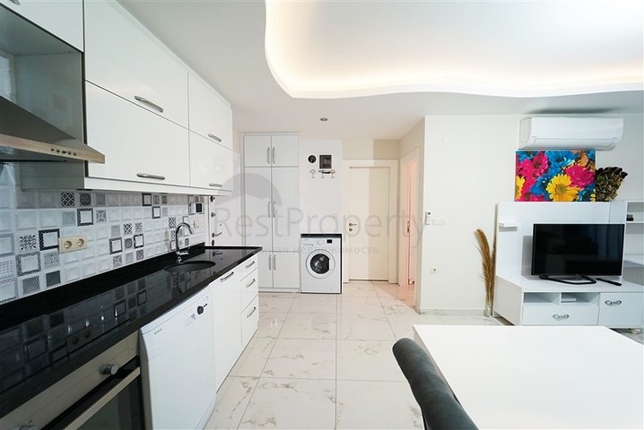 شقة جديدة غرفة وصالة - مفروشة -في محمودلار / الانيا 