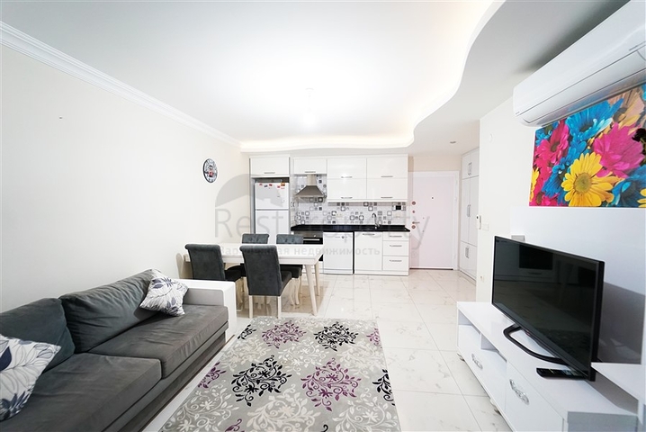 شقة جديدة غرفة وصالة - مفروشة -في محمودلار / الانيا 