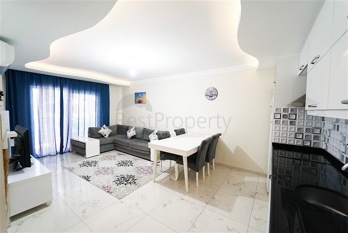 شقة جديدة غرفة وصالة - مفروشة -في محمودلار / الانيا 