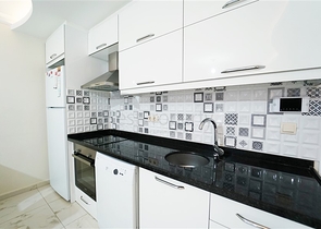 شقة جديدة غرفة وصالة - مفروشة -في محمودلار / الانيا 