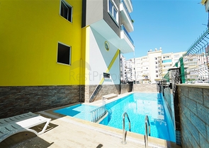 شقة جديدة غرفة وصالة - مفروشة -في محمودلار / الانيا 