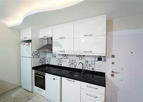 شقة جديدة غرفة وصالة - مفروشة -في محمودلار / الانيا 