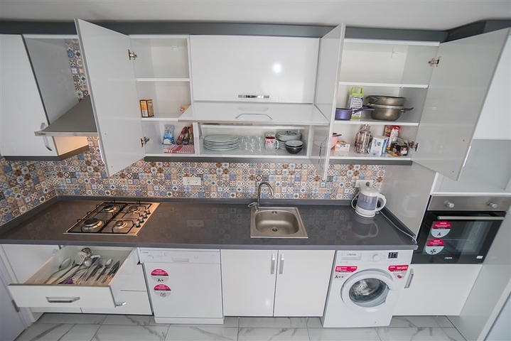 شقة غرفتين وصالة في محمودلار - مفروشة -ضمن مجمع حديث - محمودلار / الانيا 