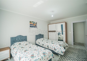 شقة غرفتين وصالة في محمودلار - مفروشة -ضمن مجمع حديث - محمودلار / الانيا 