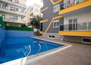 شقة غرفتين وصالة في محمودلار - مفروشة -ضمن مجمع حديث - محمودلار / الانيا 