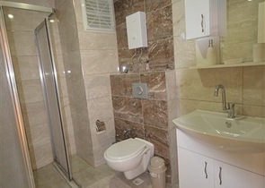 شقق بأسعار مناسبة في الانيا - شقة غرفة وصالة في منطقة توسمور .