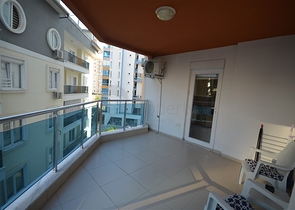 شقق بأسعار مناسبة في الانيا - شقة غرفة وصالة في منطقة توسمور .