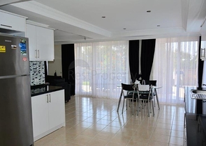 فيلا فاخرة مؤثثة بالكامل للبيع في فتحية 