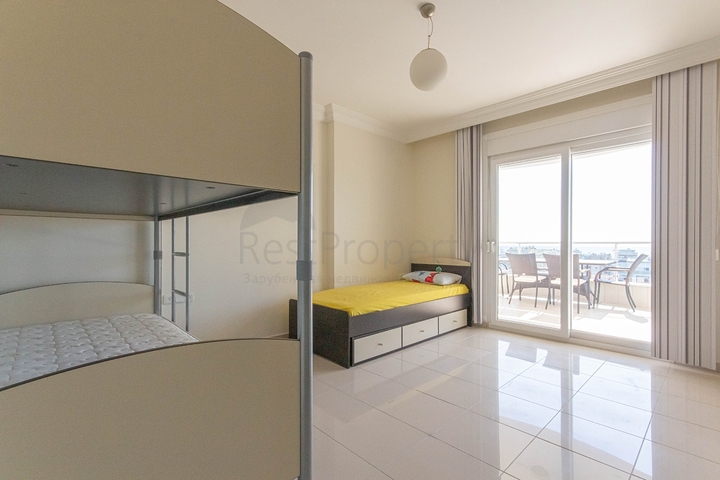 شقة اطلالة بحر في الانيا - تراس واسع - تصميم 1+2 - في محمودلار / الانيا 