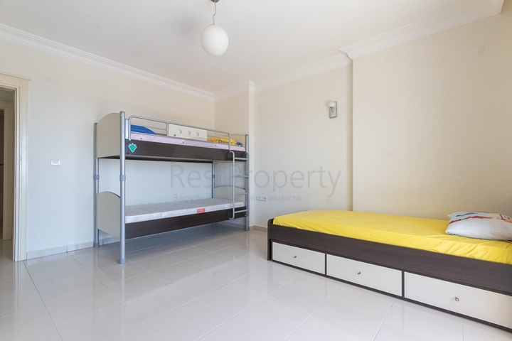 شقة اطلالة بحر في الانيا - تراس واسع - تصميم 1+2 - في محمودلار / الانيا 