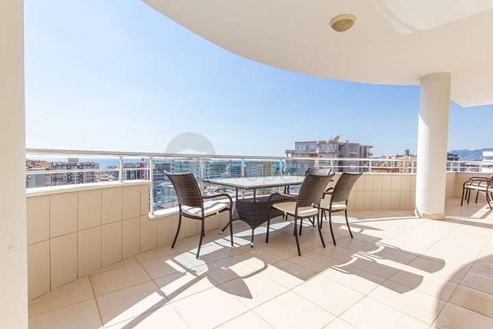 شقة اطلالة بحر في الانيا - تراس واسع - تصميم 1+2 - في محمودلار / الانيا 