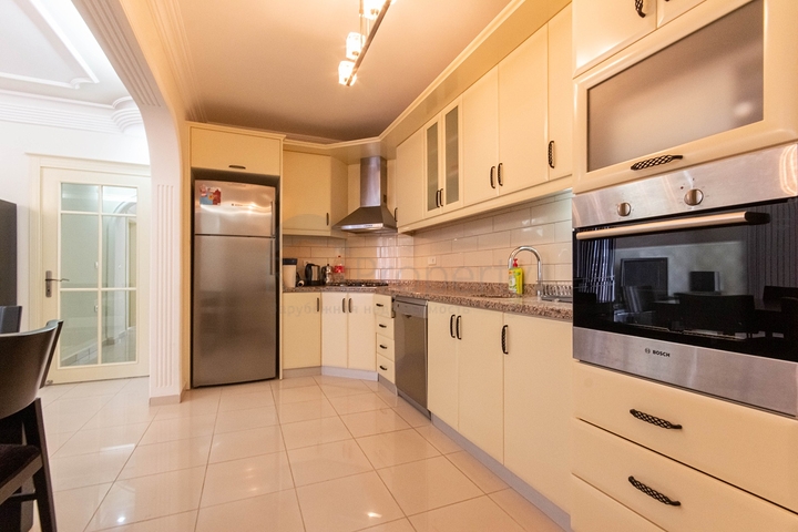 شقة اطلالة بحر في الانيا - تراس واسع - تصميم 1+2 - في محمودلار / الانيا 