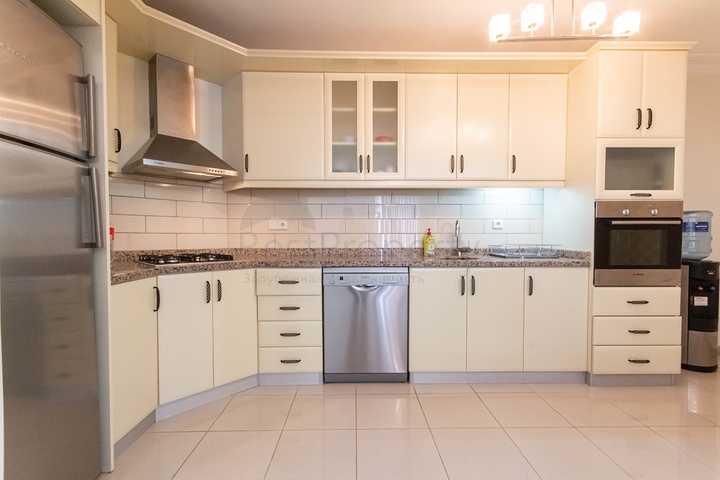 شقة اطلالة بحر في الانيا - تراس واسع - تصميم 1+2 - في محمودلار / الانيا 