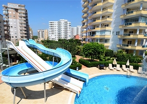 شقة اطلالة بحر في الانيا - تراس واسع - تصميم 1+2 - في محمودلار / الانيا 