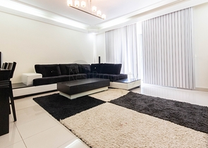 شقة اطلالة بحر في الانيا - تراس واسع - تصميم 1+2 - في محمودلار / الانيا 