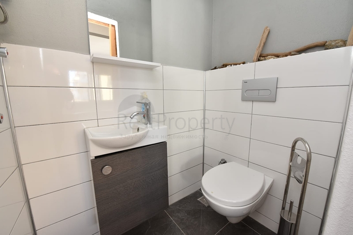 شقة للبيع قريبة من شاطئ كليوباترا - تصميم 2 غرفة وصالة 