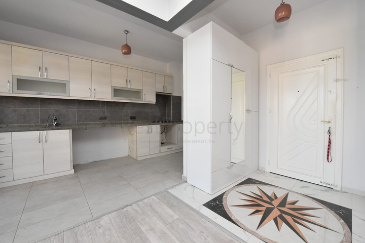 شقة للبيع قريبة من شاطئ كليوباترا - تصميم 2 غرفة وصالة 