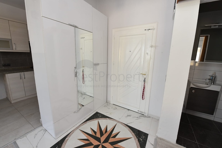 شقة للبيع قريبة من شاطئ كليوباترا - تصميم 2 غرفة وصالة 