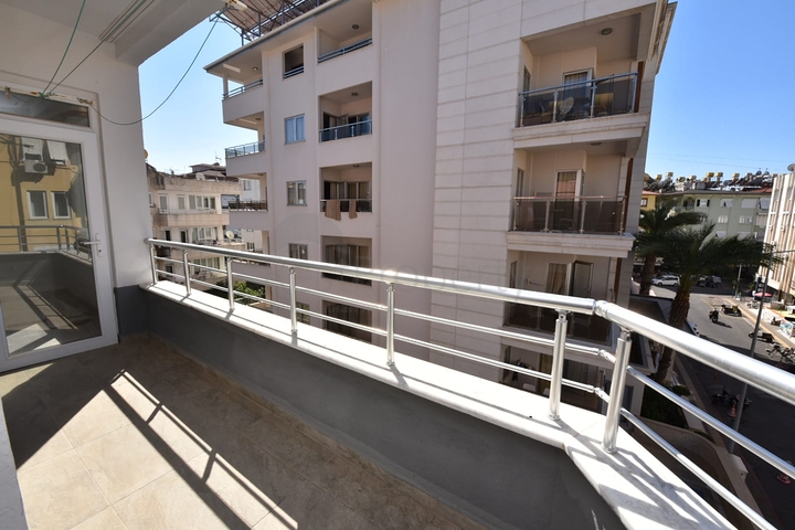 شقة للبيع قريبة من شاطئ كليوباترا - تصميم 2 غرفة وصالة 