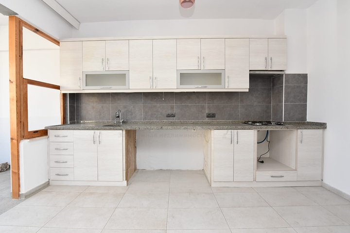 شقة للبيع قريبة من شاطئ كليوباترا - تصميم 2 غرفة وصالة 