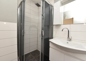 شقة للبيع قريبة من شاطئ كليوباترا - تصميم 2 غرفة وصالة 