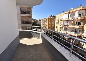 شقة للبيع قريبة من شاطئ كليوباترا - تصميم 2 غرفة وصالة 