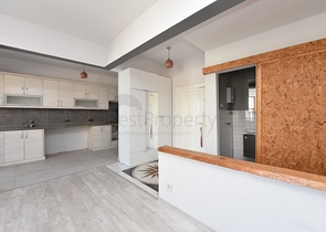 شقة للبيع قريبة من شاطئ كليوباترا - تصميم 2 غرفة وصالة 